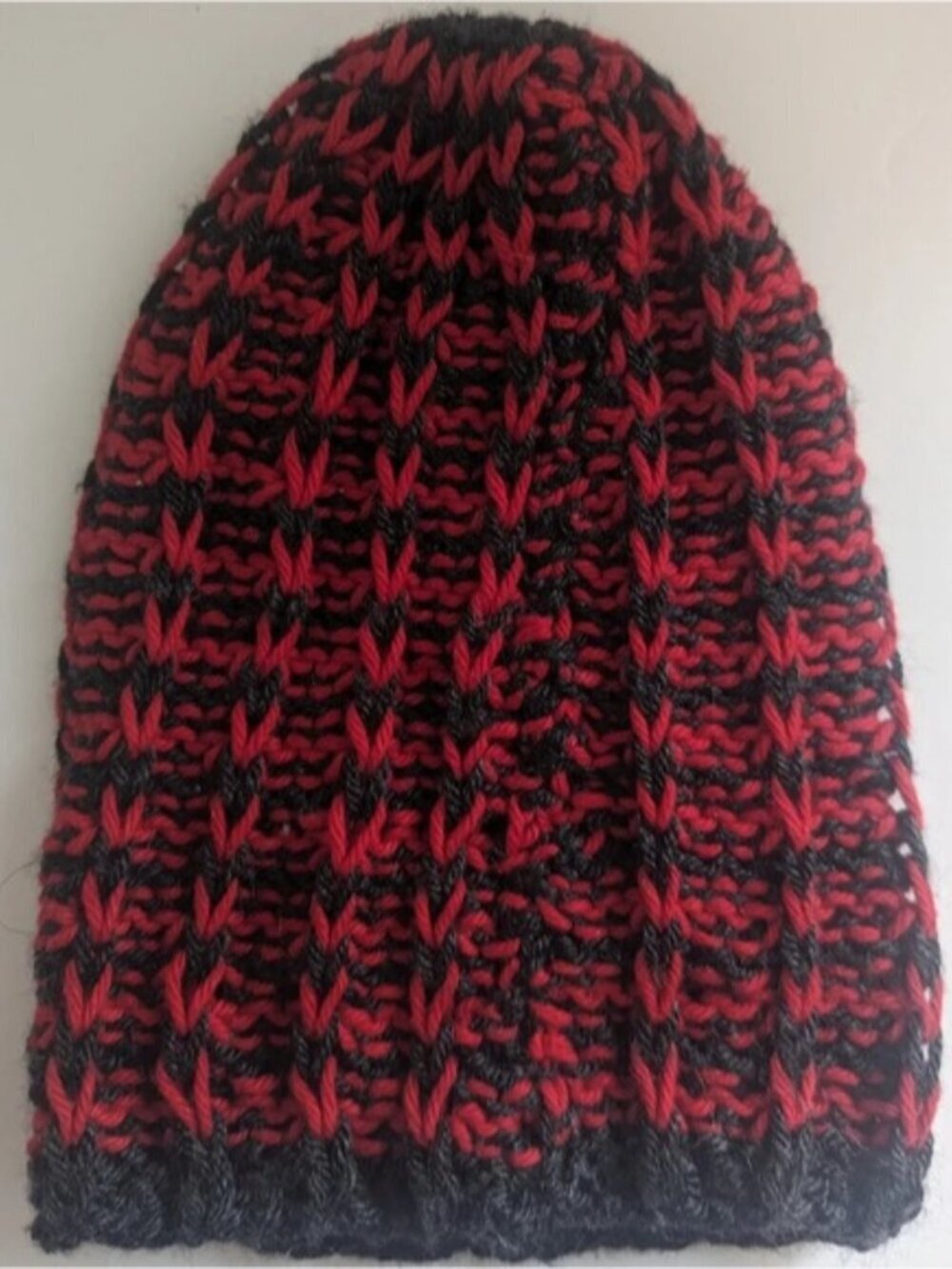 Red and Black Handmade Knitted Hat Touque - Picture 2 of 6